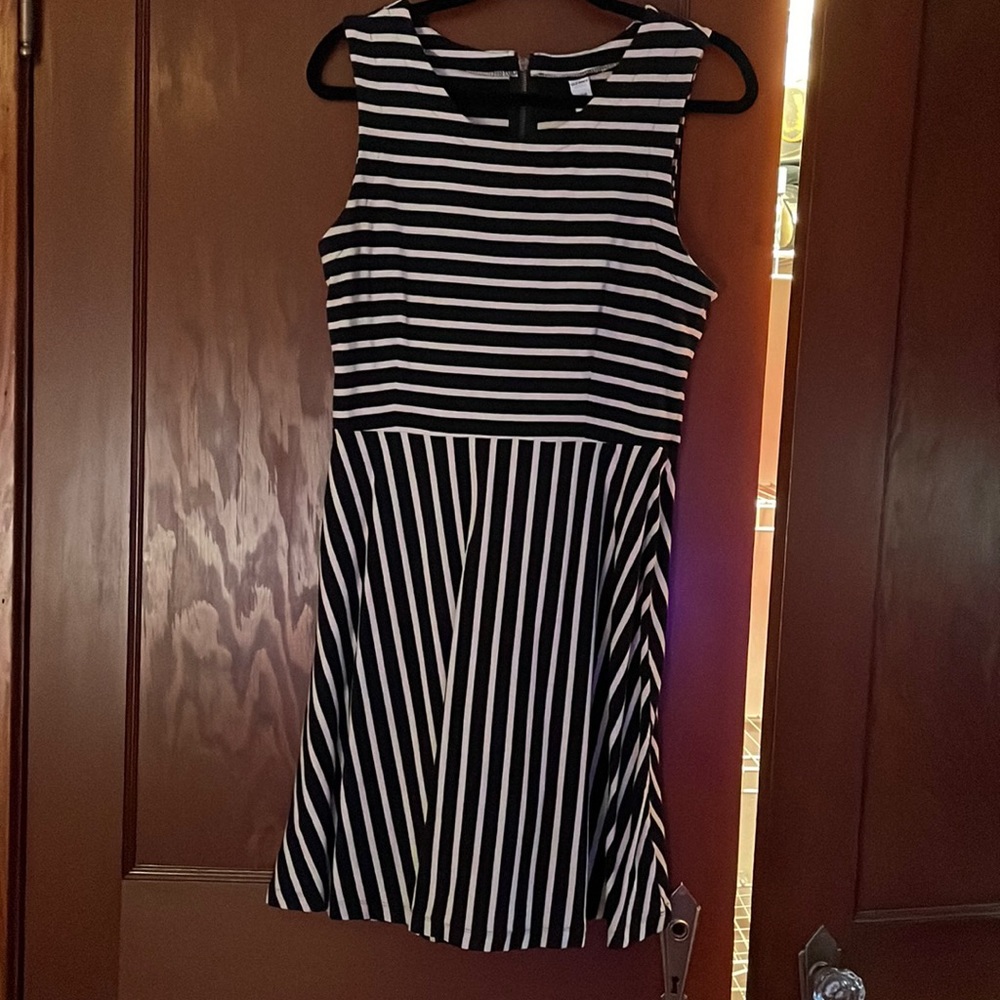 Old Navy dress